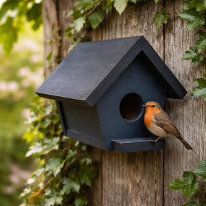Casa para pájaros de madera
