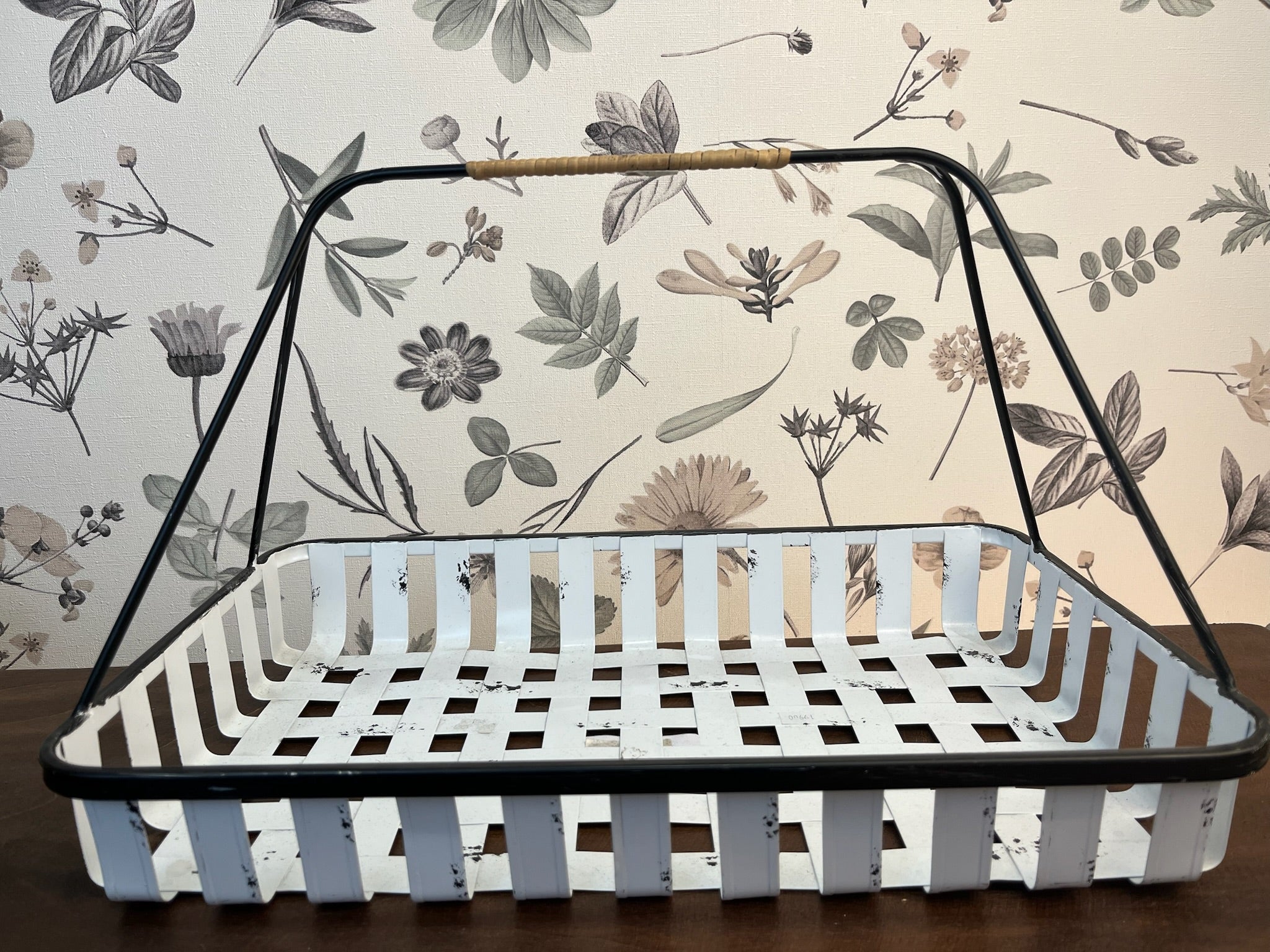 Canasto Decorativo de Lata con Asa