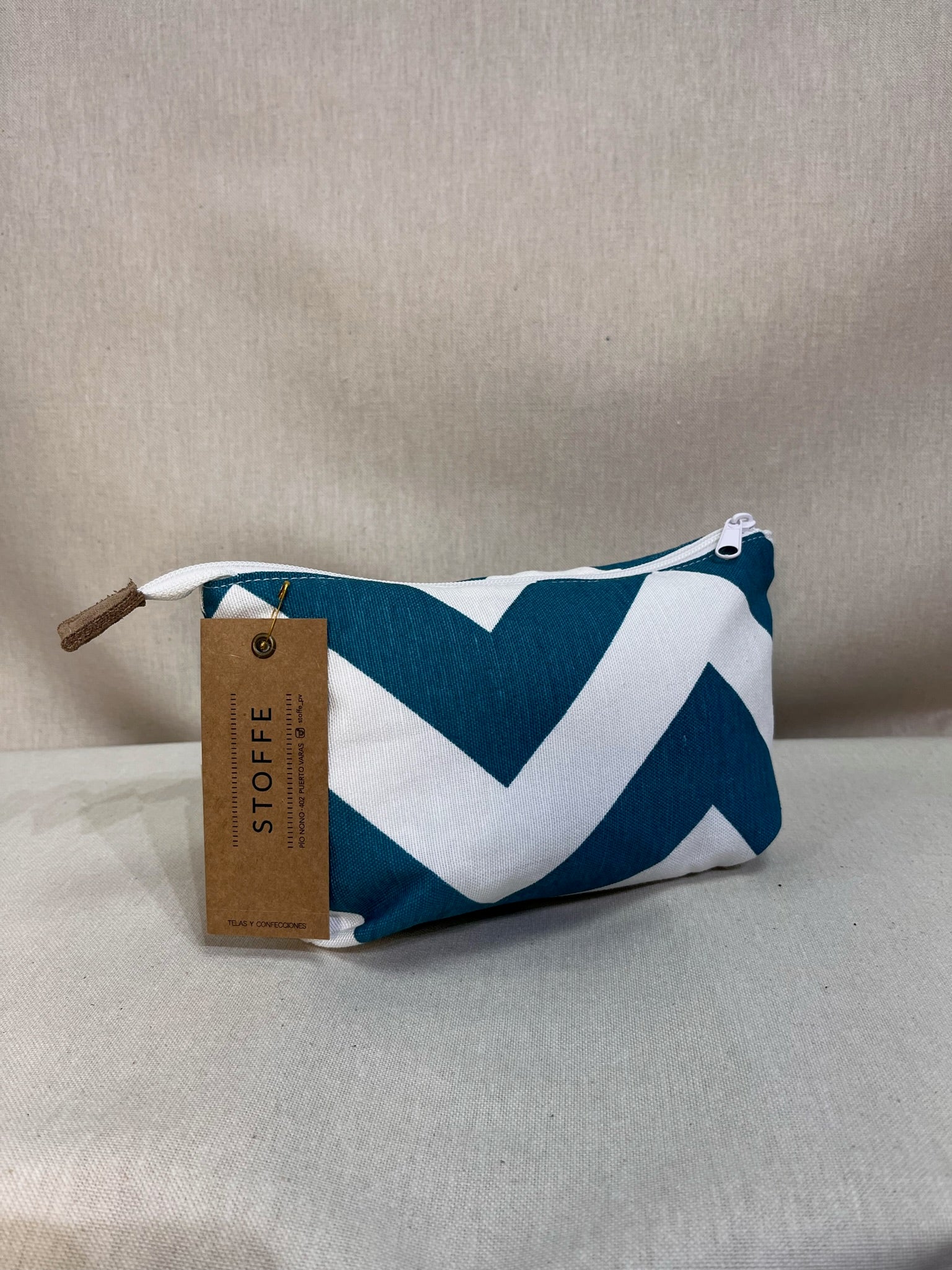 Estuche en tela antimamcha
