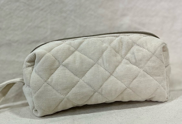 Estuche acolchado con cierre