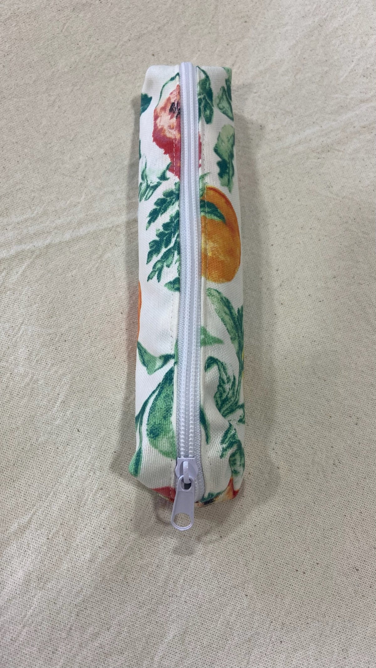 Estuche Pequeño sandias – Tela Antimanchas & Interior Blackout