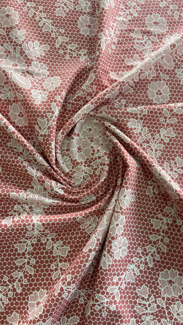 Mantel a Medida | Lona Ikea Encaje Floral Rojo Teja (30% OFF)